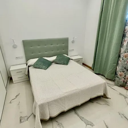 Apartment 1 Island Village With Wi Fi And Pool