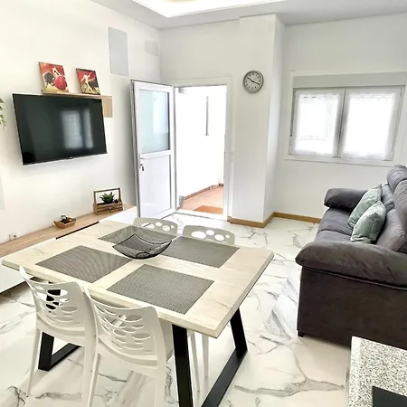 1 Island Village With Wi Fi And Pool Apartment